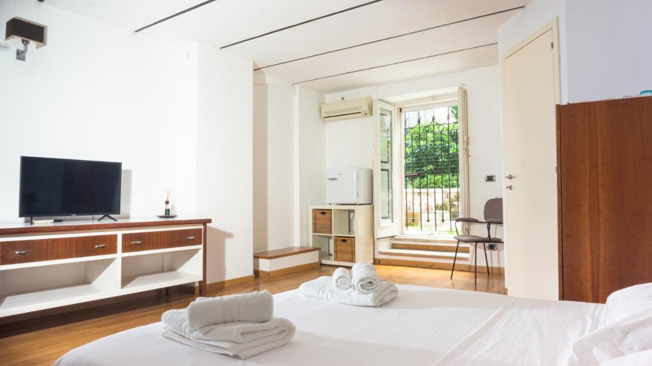Cavour 181 Villa Bari Luaran gambar